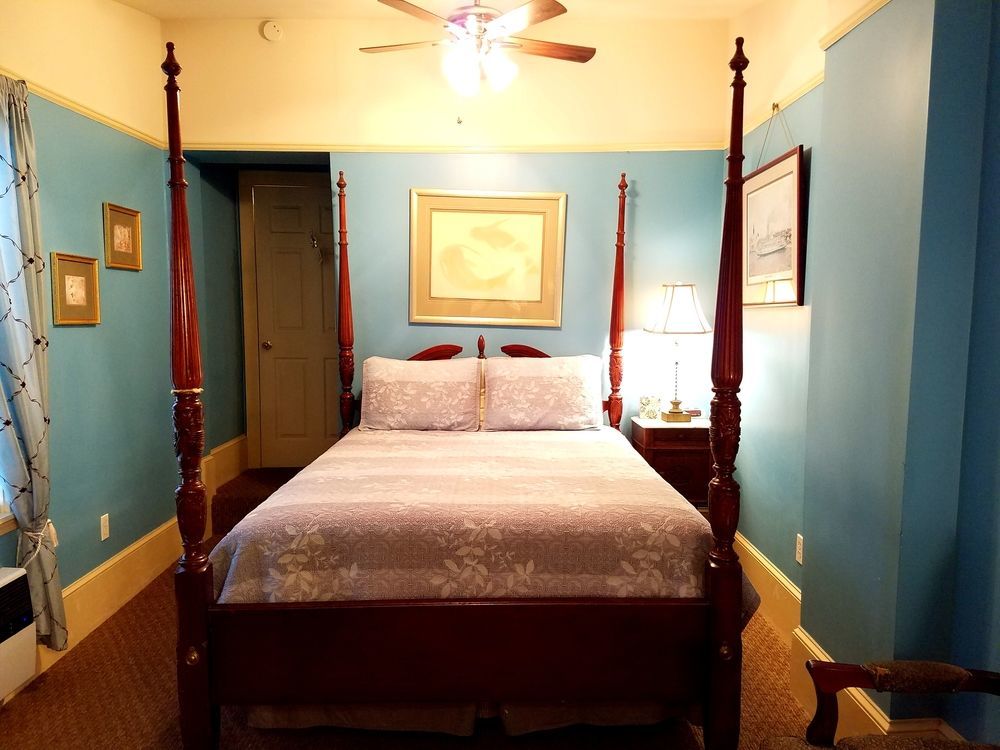 Lion'S Inn Bed And Breakfast New Orleans Exterior photo