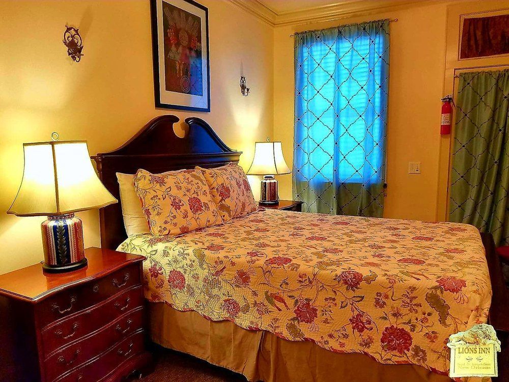Lion'S Inn Bed And Breakfast New Orleans Exterior photo