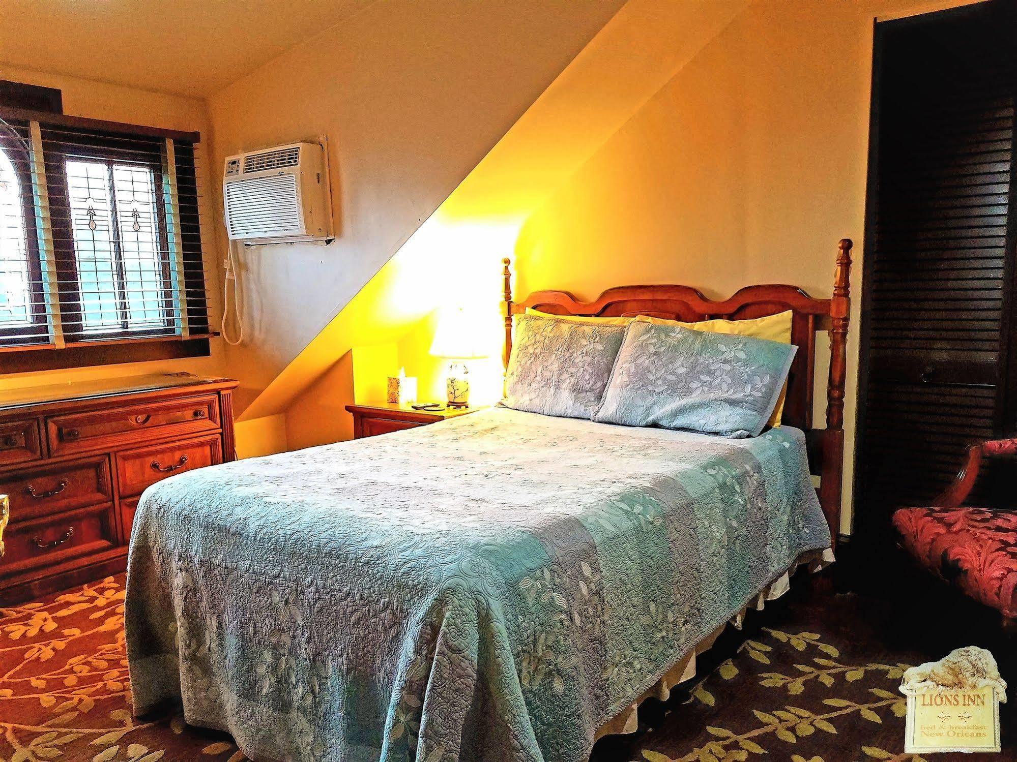 Lion'S Inn Bed And Breakfast New Orleans Exterior photo