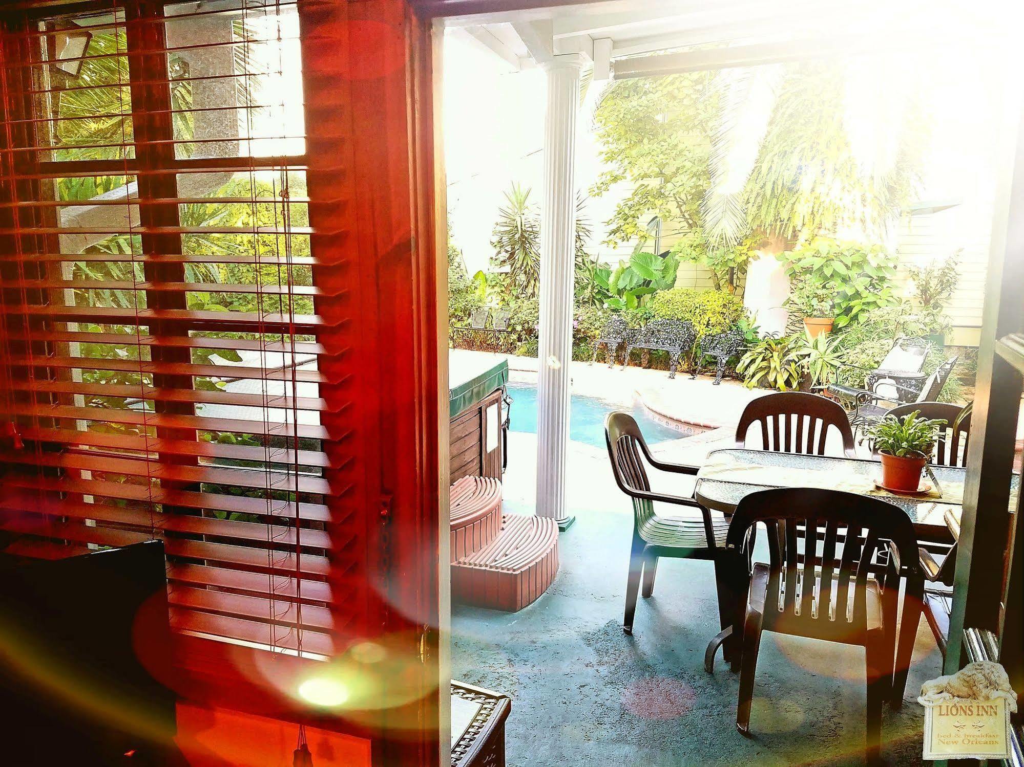 Lion'S Inn Bed And Breakfast New Orleans Exterior photo